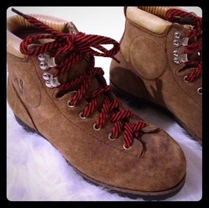 Vintage Vasque Hiking Boots